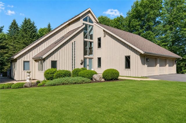 11 Scr Lane, Perinton, NY 14564
