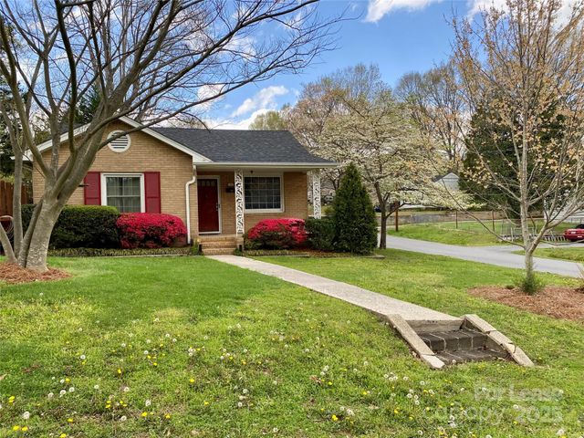 1402 W Mauney Avenue, Gastonia, NC 28052