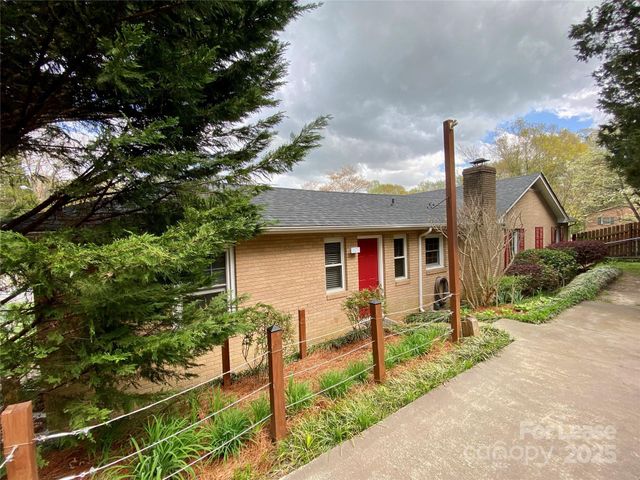 1402 W Mauney Avenue, Gastonia, NC 28052