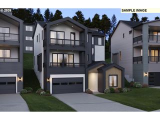 18014 UPPER MIDHILL Dr, West Linn, OR 97068