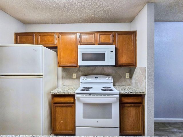 8389 Sands Point Drive, Houston, TX 77036
