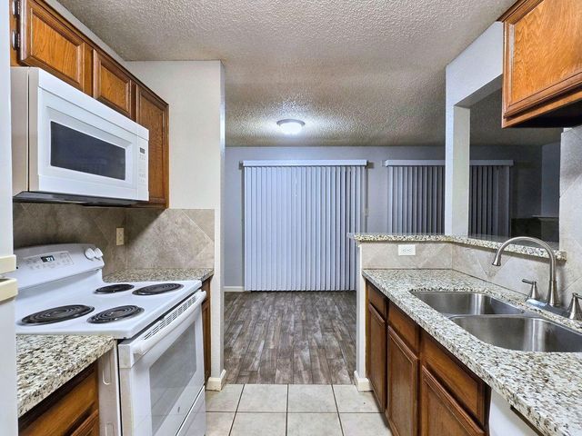 8389 Sands Point Drive, Houston, TX 77036