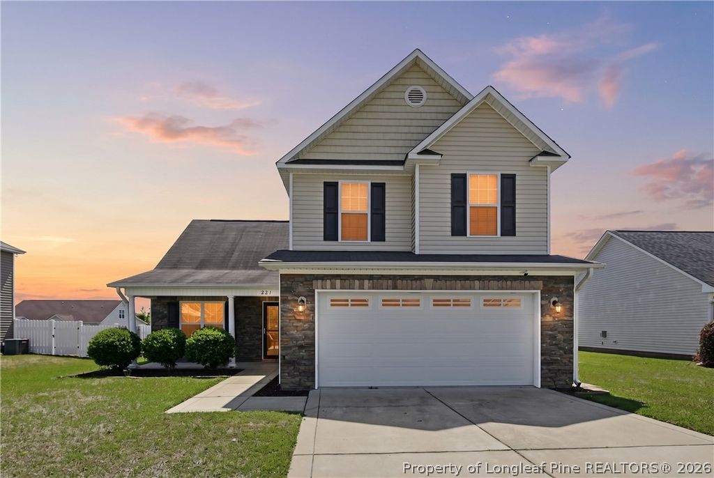 221 Audubon Drive, Raeford, NC 28376