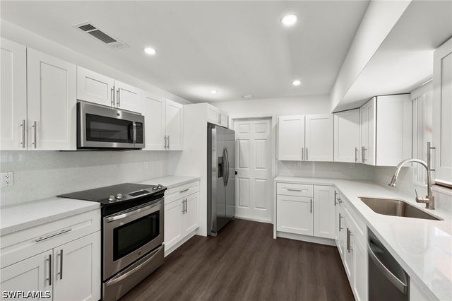 351 Columbus WAY, Marco Island, FL 34145