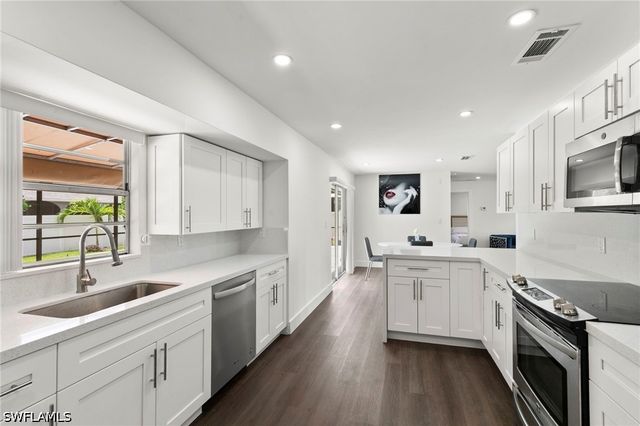 351 Columbus WAY, Marco Island, FL 34145