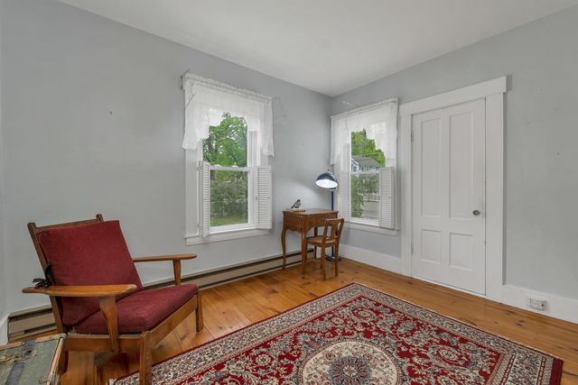 32 Dearborn Street, Milford, NH 03055