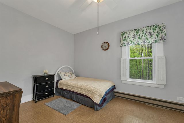 32 Dearborn Street, Milford, NH 03055