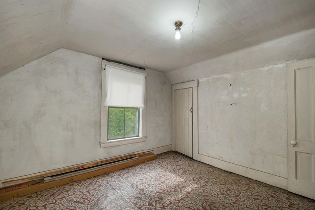 32 Dearborn Street, Milford, NH 03055