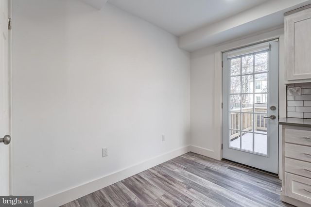 6020 N KINGS HWY N, Alexandria, VA 22303
