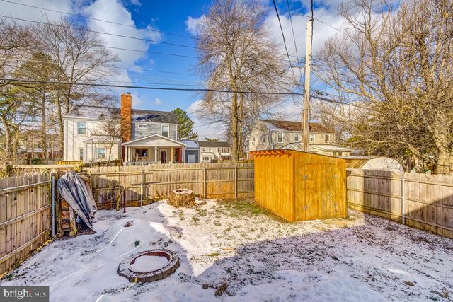 6020 N KINGS HWY N, Alexandria, VA 22303