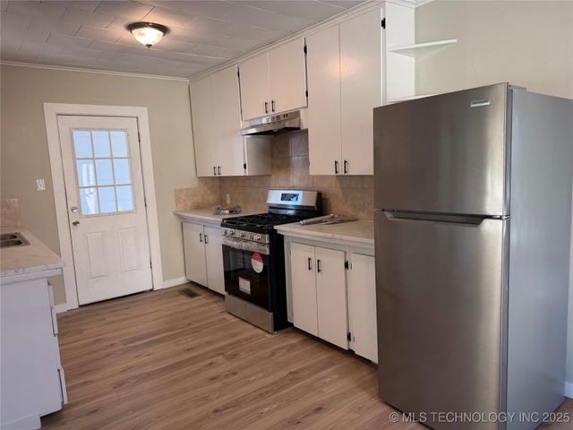 120 S 38th Street, Muskogee, OK 74401