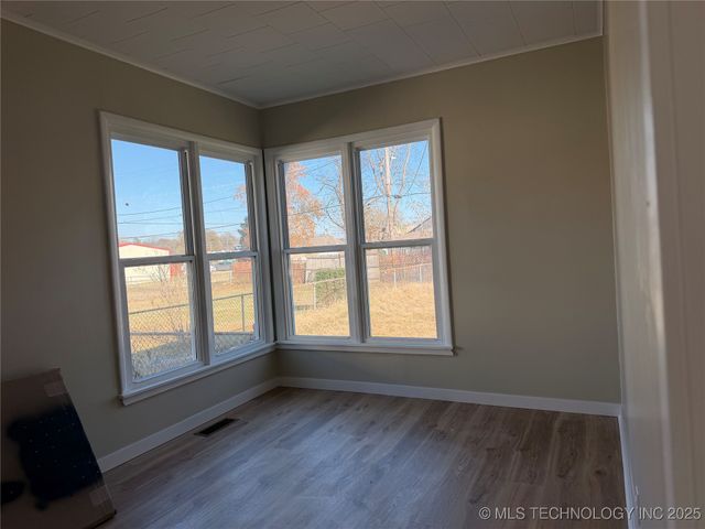 120 S 38th Street, Muskogee, OK 74401