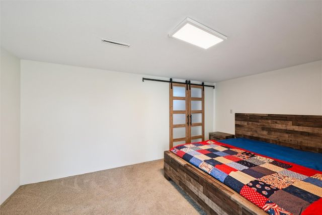 912 29th Street NW, Cedar Rapids, IA 52405