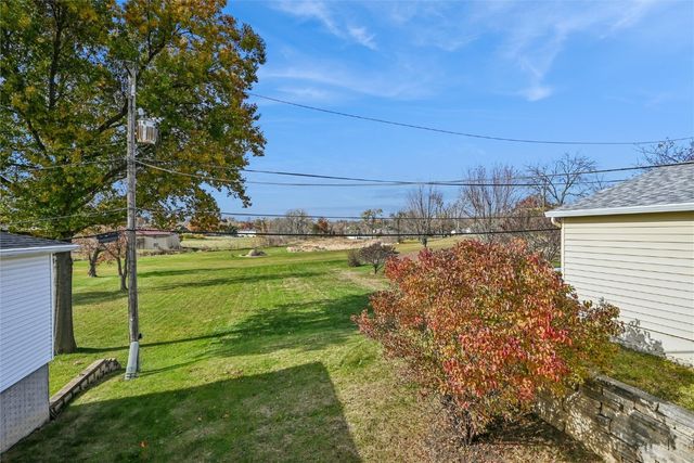 912 29th Street NW, Cedar Rapids, IA 52405