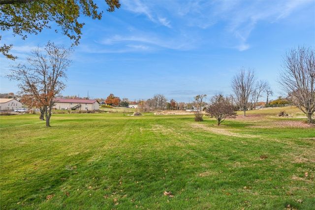 912 29th Street NW, Cedar Rapids, IA 52405