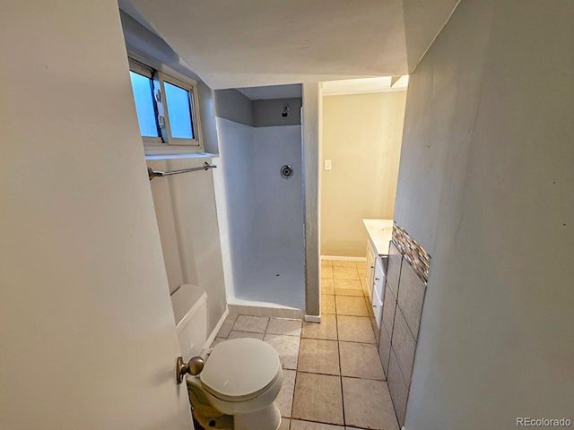 2285 S Newton St, Denver, CO 80219