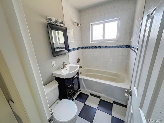 2285 S Newton St, Denver, CO 80219