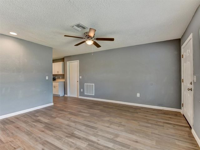 7138 OAKWOOD DRIVE, New Port Richey, FL 34652