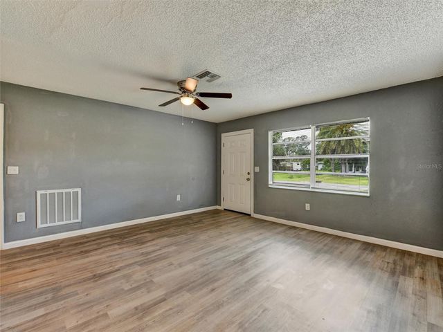 7138 OAKWOOD DRIVE, New Port Richey, FL 34652