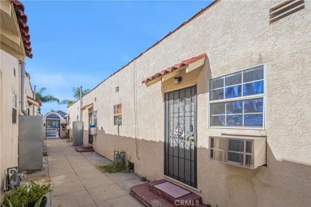 6200 Malabar, Huntington Park, CA 90255
