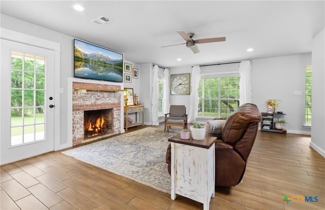 8433 Rita Bend Drive, Salado, TX 76571