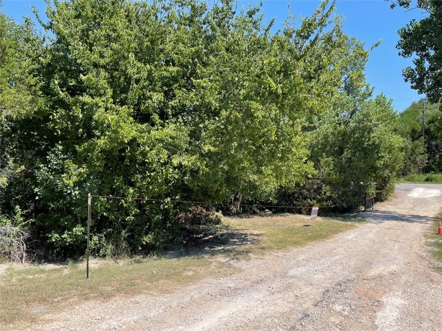5113 Tyler Court, Granbury, TX 76048