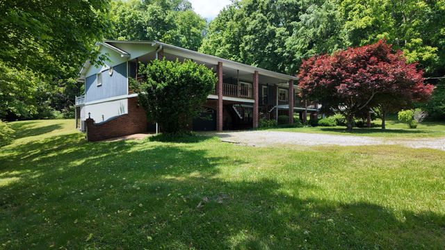 1000 Sendero Bad, Dickson, TN 37055