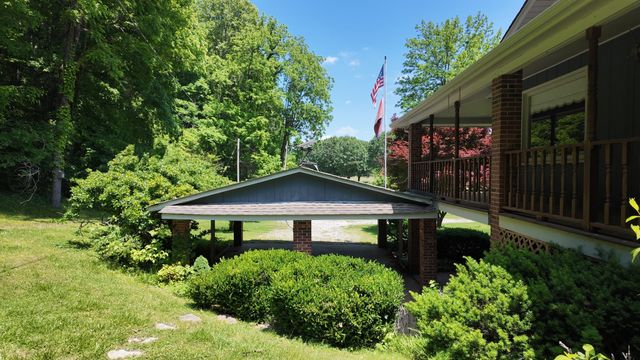 1000 Sendero Bad, Dickson, TN 37055