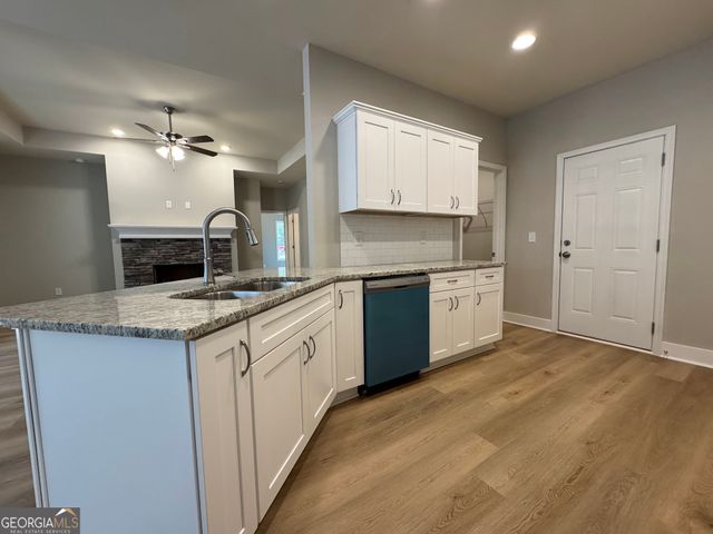 148 Country World Drive, Macon, GA 31211