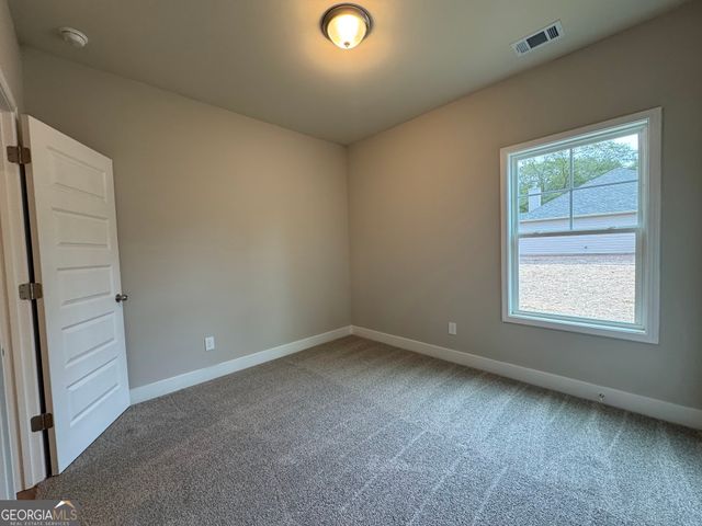 148 Country World Drive, Macon, GA 31211