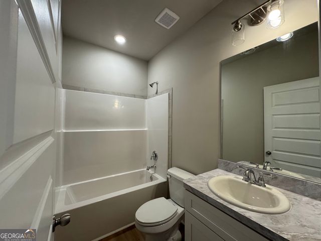 148 Country World Drive, Macon, GA 31211