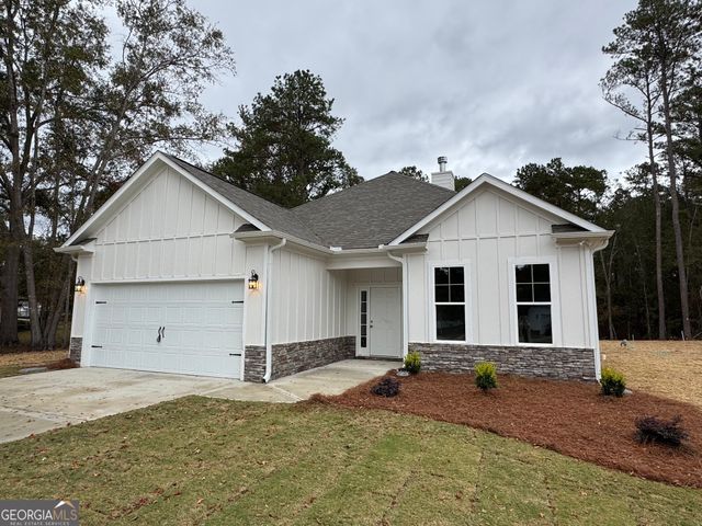 148 Country World Drive, Macon, GA 31211