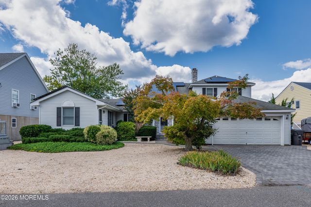 39 Lagoon Drive E, Brick, NJ 08723
