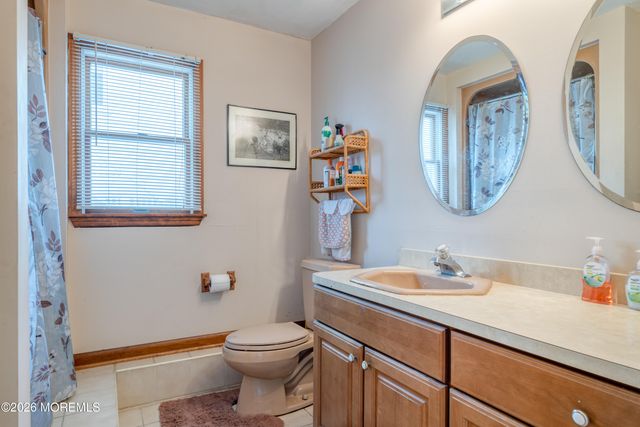 39 Lagoon Drive E, Brick, NJ 08723