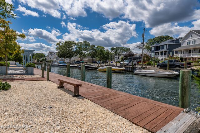 39 Lagoon Drive E, Brick, NJ 08723