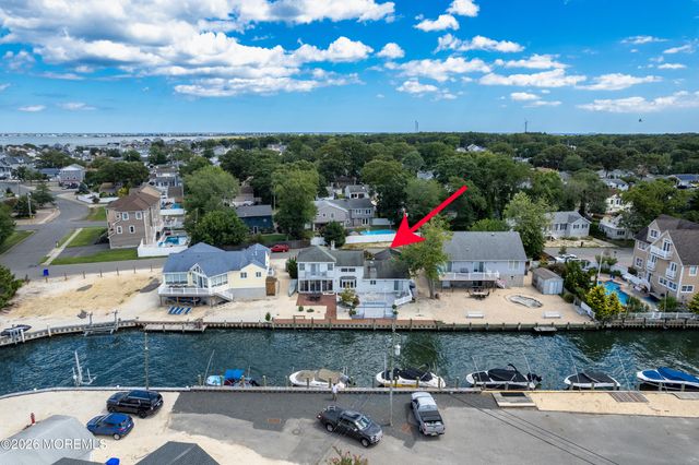 39 Lagoon Drive E, Brick, NJ 08723
