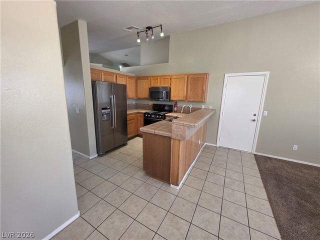 6674 JORDAN RIVER Drive, Las Vegas, NV 89156