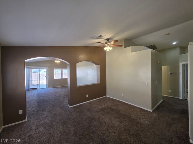 6674 JORDAN RIVER Drive, Las Vegas, NV 89156