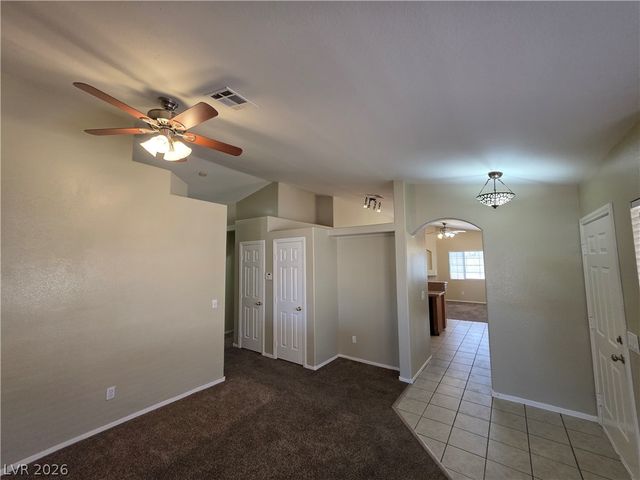 6674 JORDAN RIVER Drive, Las Vegas, NV 89156