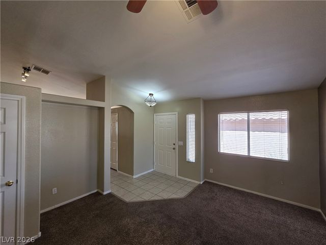 6674 JORDAN RIVER Drive, Las Vegas, NV 89156
