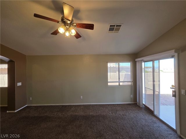 6674 JORDAN RIVER Drive, Las Vegas, NV 89156