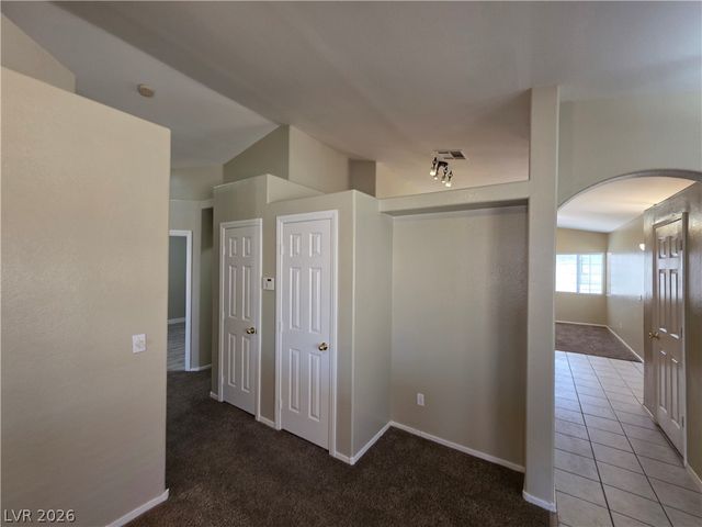 6674 JORDAN RIVER Drive, Las Vegas, NV 89156