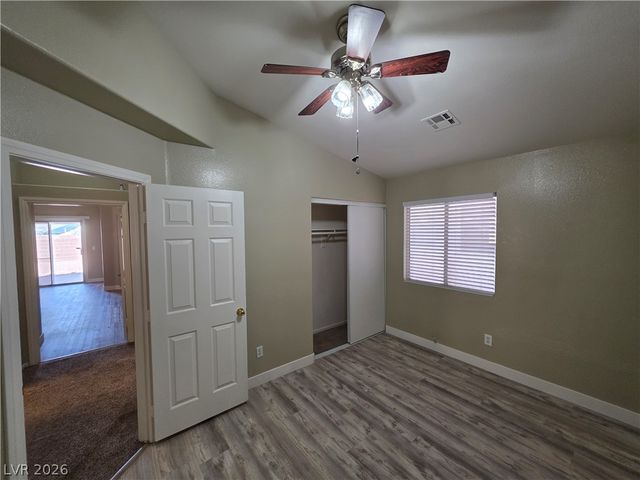 6674 JORDAN RIVER Drive, Las Vegas, NV 89156