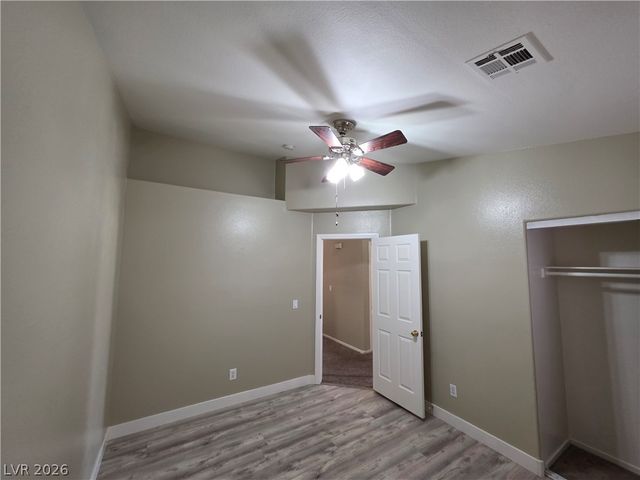 6674 JORDAN RIVER Drive, Las Vegas, NV 89156