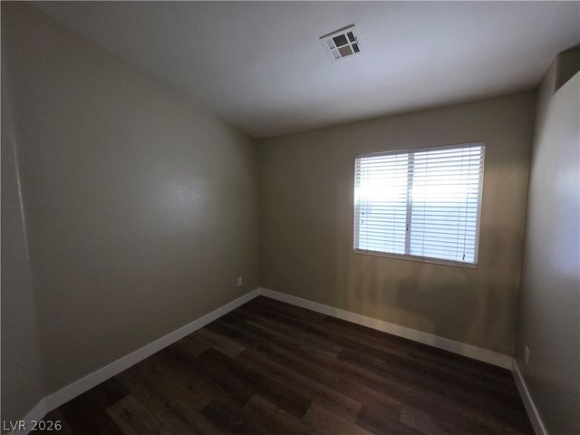 6674 JORDAN RIVER Drive, Las Vegas, NV 89156