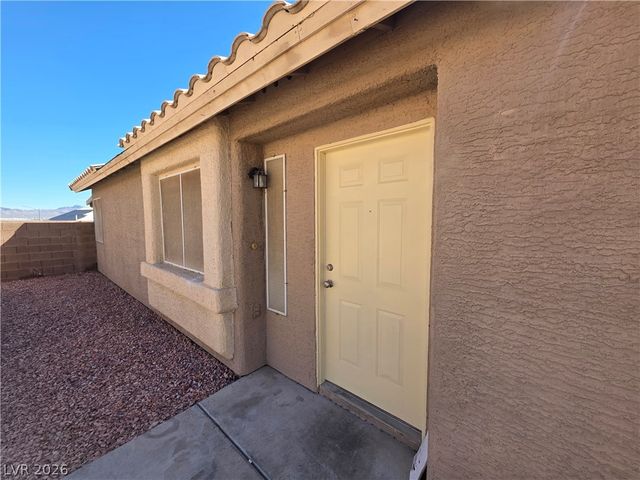 6674 JORDAN RIVER Drive, Las Vegas, NV 89156