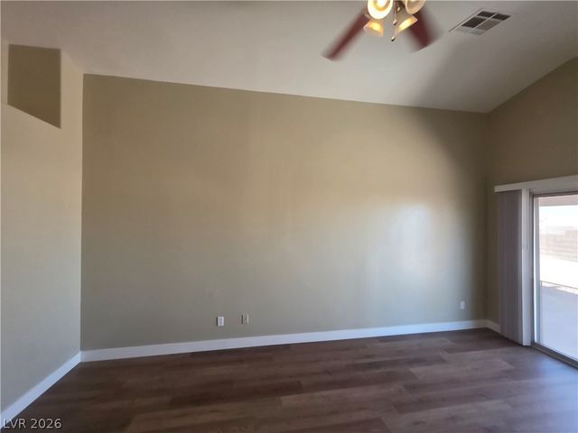 6674 JORDAN RIVER Drive, Las Vegas, NV 89156