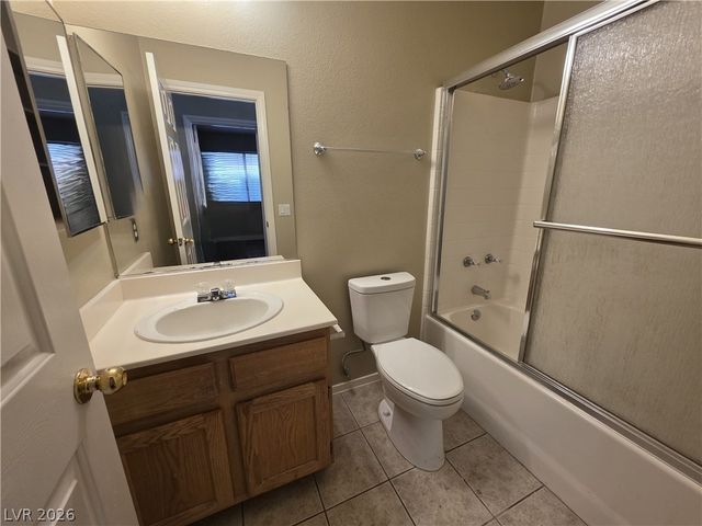 6674 JORDAN RIVER Drive, Las Vegas, NV 89156