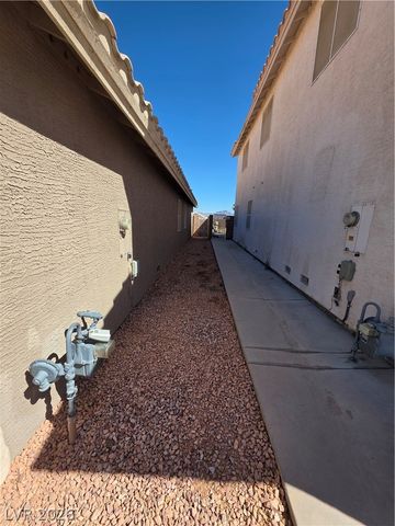 6674 JORDAN RIVER Drive, Las Vegas, NV 89156