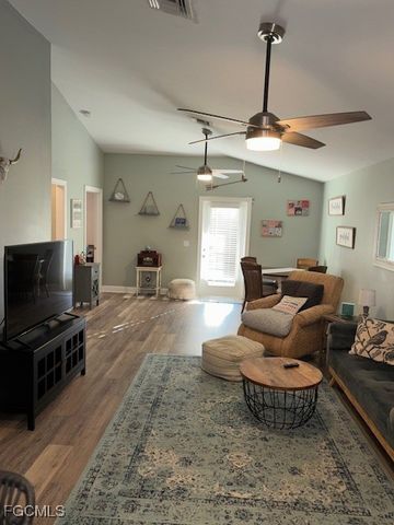 842 South ST, Fort Myers Beach, FL 33931